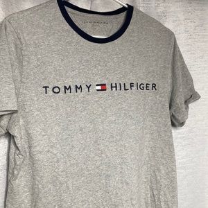 Tommy Hilfiger tee